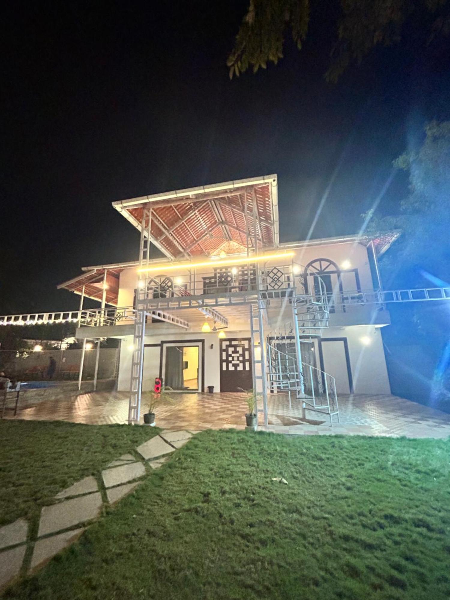 Villa Wistaria- Luxury 7Bhk Villa With Private Pool Alībāg Buitenkant foto
