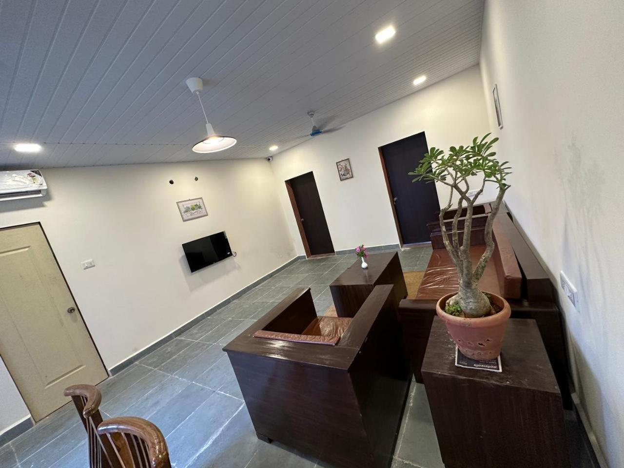Villa Wistaria- Luxury 7Bhk Villa With Private Pool Alībāg Buitenkant foto