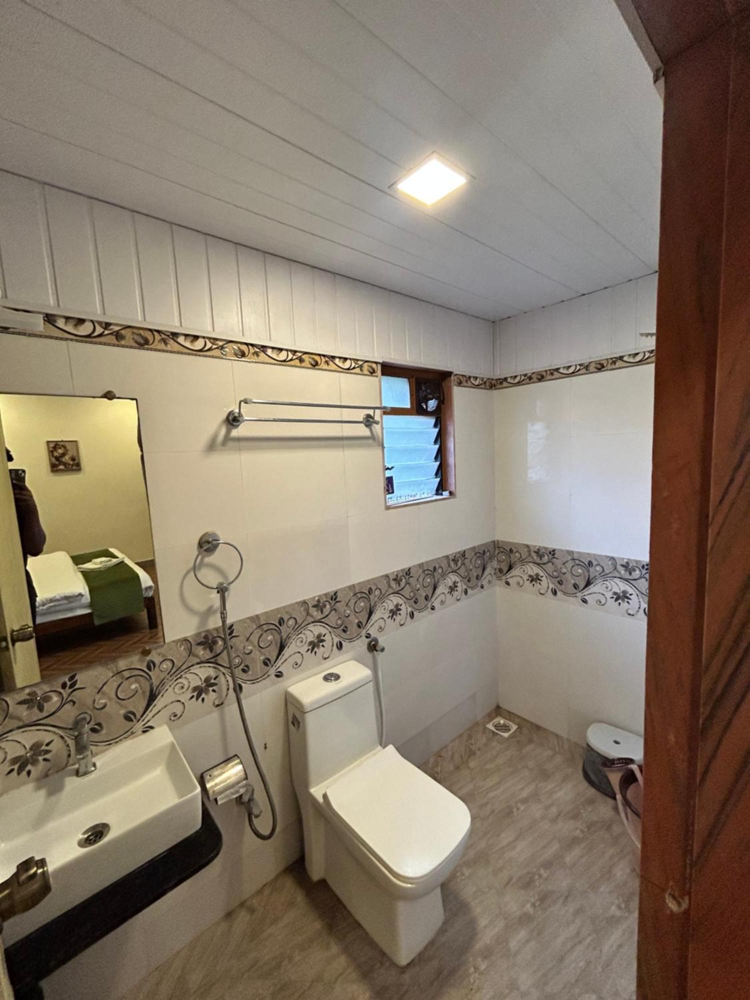 Villa Wistaria- Luxury 7Bhk Villa With Private Pool Alībāg Buitenkant foto